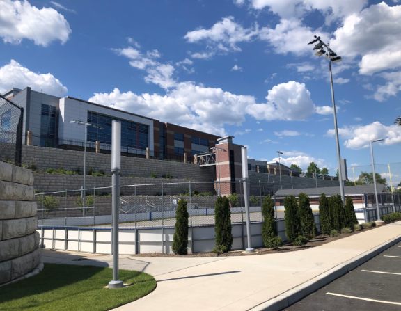 Lyndhurst Jr. High Retaining Wall (1)